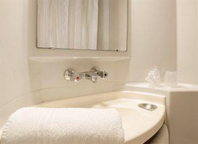 фото отеля Premiere Classe Saint Etienne Nord - Villars