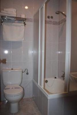 фото отеля Hostal Gudar