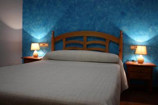фото отеля Hostal Gudar