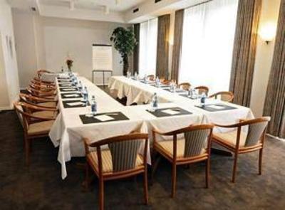 фото отеля City Partner Hotel Dusseldorf City
