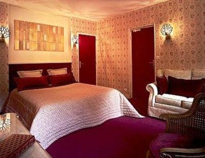 фото отеля Logis Hotel Du Tribunal Mortagne-au-Perche