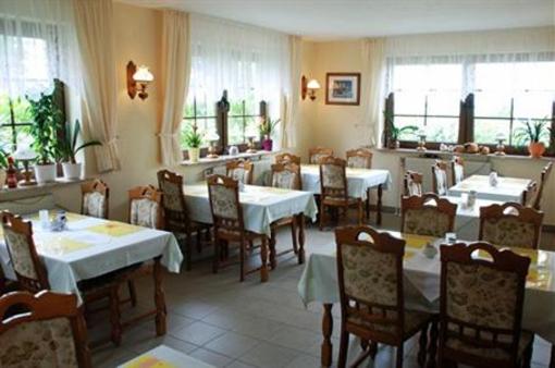 фото отеля Pension Deichgraf Middelhagen
