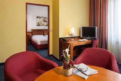 фото отеля Austria Trend Favorita Hotel