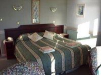 Plas Isa Hotel