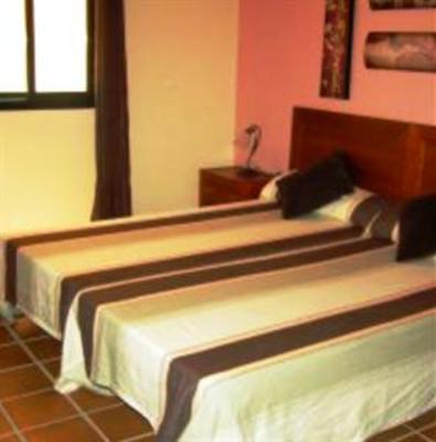 фото отеля Complejo Los Veneros Hotel Santa Ana La Real