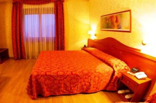 фото отеля Hotel Excelsior Pavia