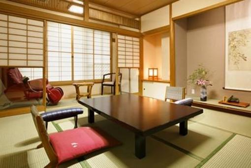 фото отеля Suigetsu Ohgaiso Hotel Tokyo