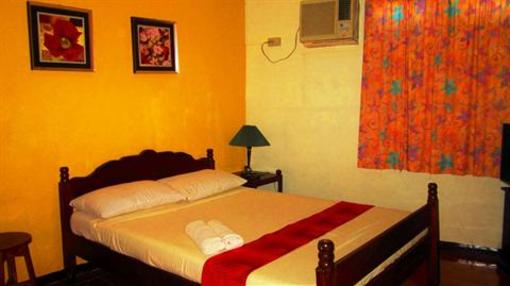 фото отеля Summer Royale Pensionne Puerto Princesa City