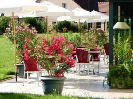 фото отеля Hotel Entre Beauce Et Perche