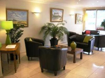 фото отеля Hotel Entre Beauce Et Perche