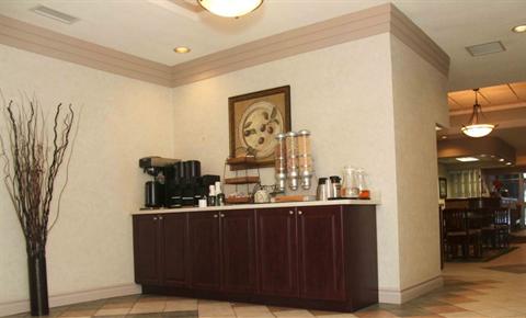 фото отеля BEST WESTERN Swan Castle Inn