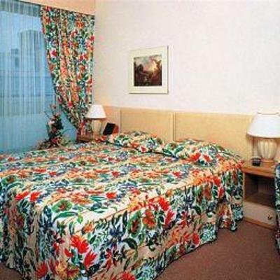 фото отеля Minotel Longchamp