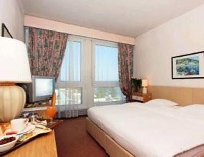 фото отеля Minotel Longchamp