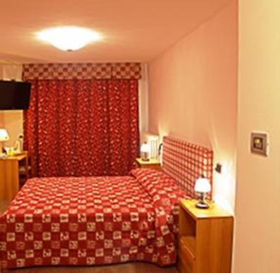 фото отеля Albergo Punta Zerbion