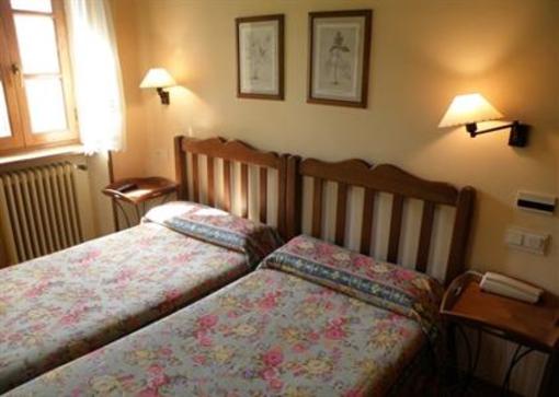 фото отеля Hotel Irigoienea