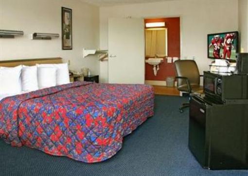 фото отеля Red Roof Inn Utica (New York)
