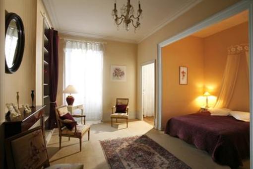 фото отеля La Rotonde Guest House Saintes