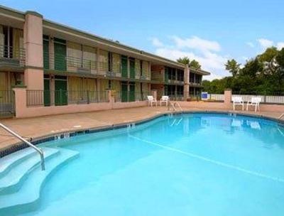 фото отеля Super 8 Fort Smith Airport