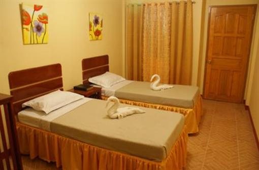 фото отеля Gloreto Guest House and Dormitel