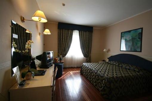 фото отеля Hotel Ai Tigli Langhirano