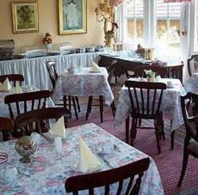 фото отеля Hotel Barmstedter Hof