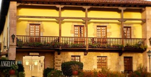 фото отеля Los Angeles Hotel Santillana del Mar