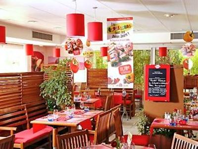 фото отеля Ibis Roanne Hotel Le Coteau