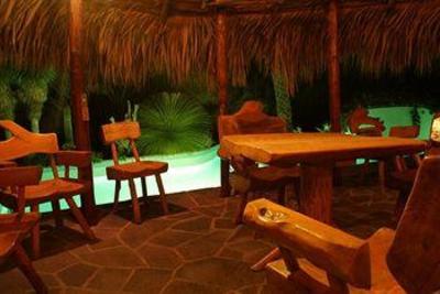 фото отеля Nirvana Restaurant Retreat