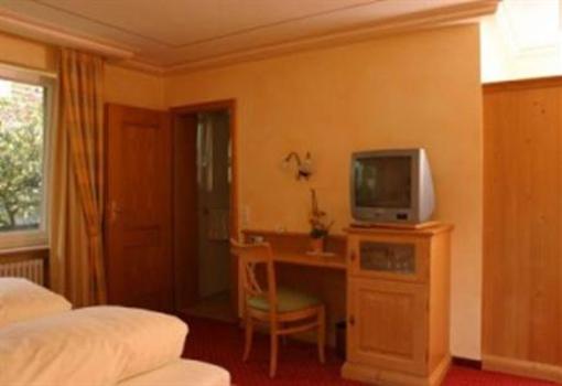 фото отеля Hotel Und Restaurant Bergfriedel