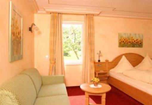 фото отеля Hotel Und Restaurant Bergfriedel