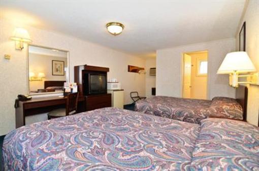 фото отеля Americas Best Value Inn - Manchester