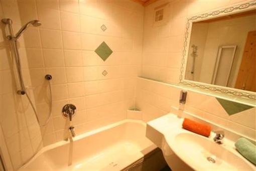 фото отеля Appartements & Hotel Central Pertisau