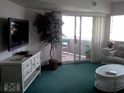 фото отеля Watson's Regency Suites