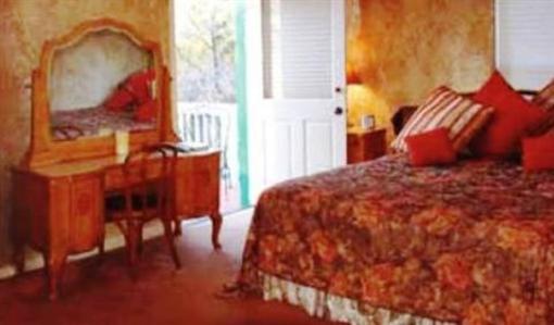 фото отеля All Seasons Groveland Inn B&B