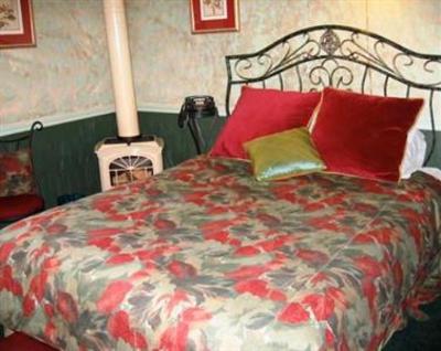 фото отеля All Seasons Groveland Inn B&B