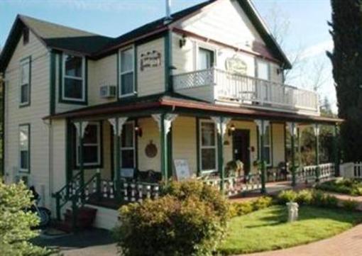 фото отеля All Seasons Groveland Inn B&B
