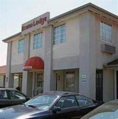 фото отеля Econo Lodge Cedar Point South