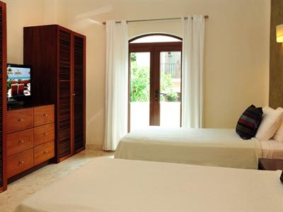 фото отеля Porto Playa Condo Hotel Playa del Carmen