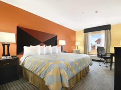 фото отеля Days Inn & Suites Russellville