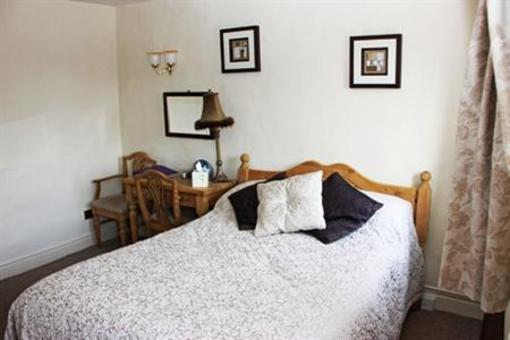фото отеля Conigre Rooms & Restaurant Melksham