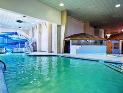 фото отеля Ramada Conference Center