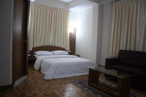 фото отеля Sai Residency