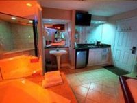 Essence Suites