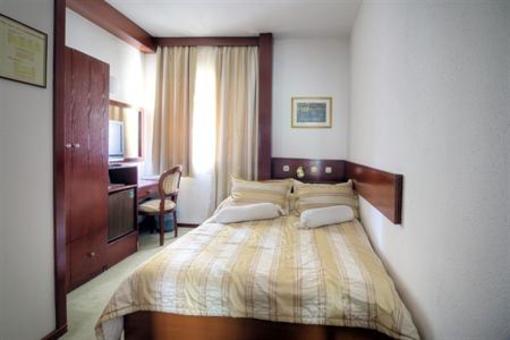 фото отеля Hotel Consul