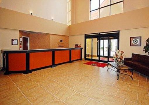 фото отеля Comfort Suites Rockingham