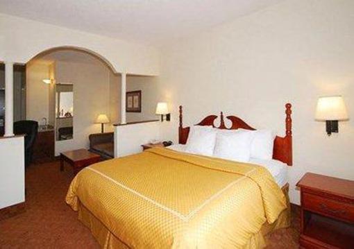 фото отеля Comfort Suites Rockingham
