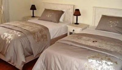 фото отеля Falcon's Nest Bed and Breakfast