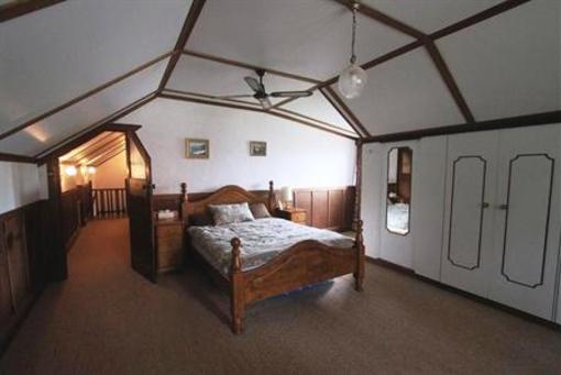 фото отеля Colwyn House Bed and Breakfast