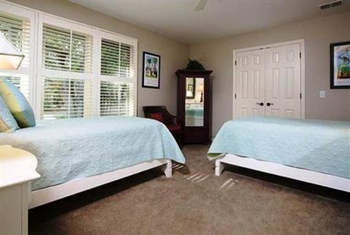 фото отеля ResortQuest St. Andrews Place Vacation Rental Hilton Head Island