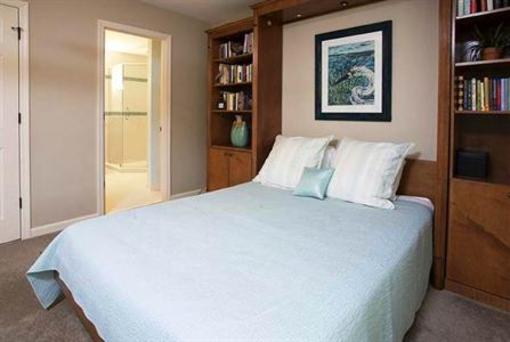 фото отеля ResortQuest St. Andrews Place Vacation Rental Hilton Head Island